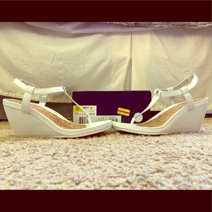 Sling-back Wedge sandals by CHAPS